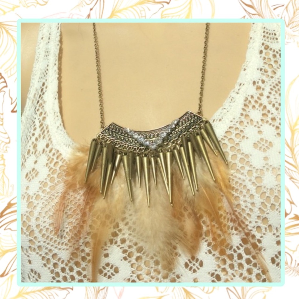 🌺 FEATHER NECKLACE GOLD SPIKE BOHO CHIC CUSTOM UPCYCLE BLING DIAMOND RHINESTONE - Picture 1 of 4